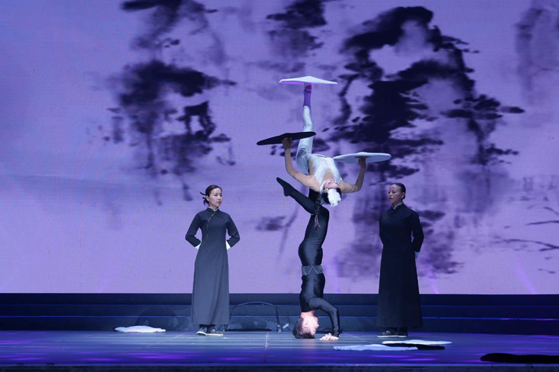 多門類藝術(shù)獻(xiàn)上文化盛宴 | 全省“茉莉花開”藝術(shù)巡演走進(jìn)海門